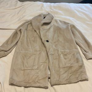 Anthropologie x Sanctuary cream faux fur coat size small